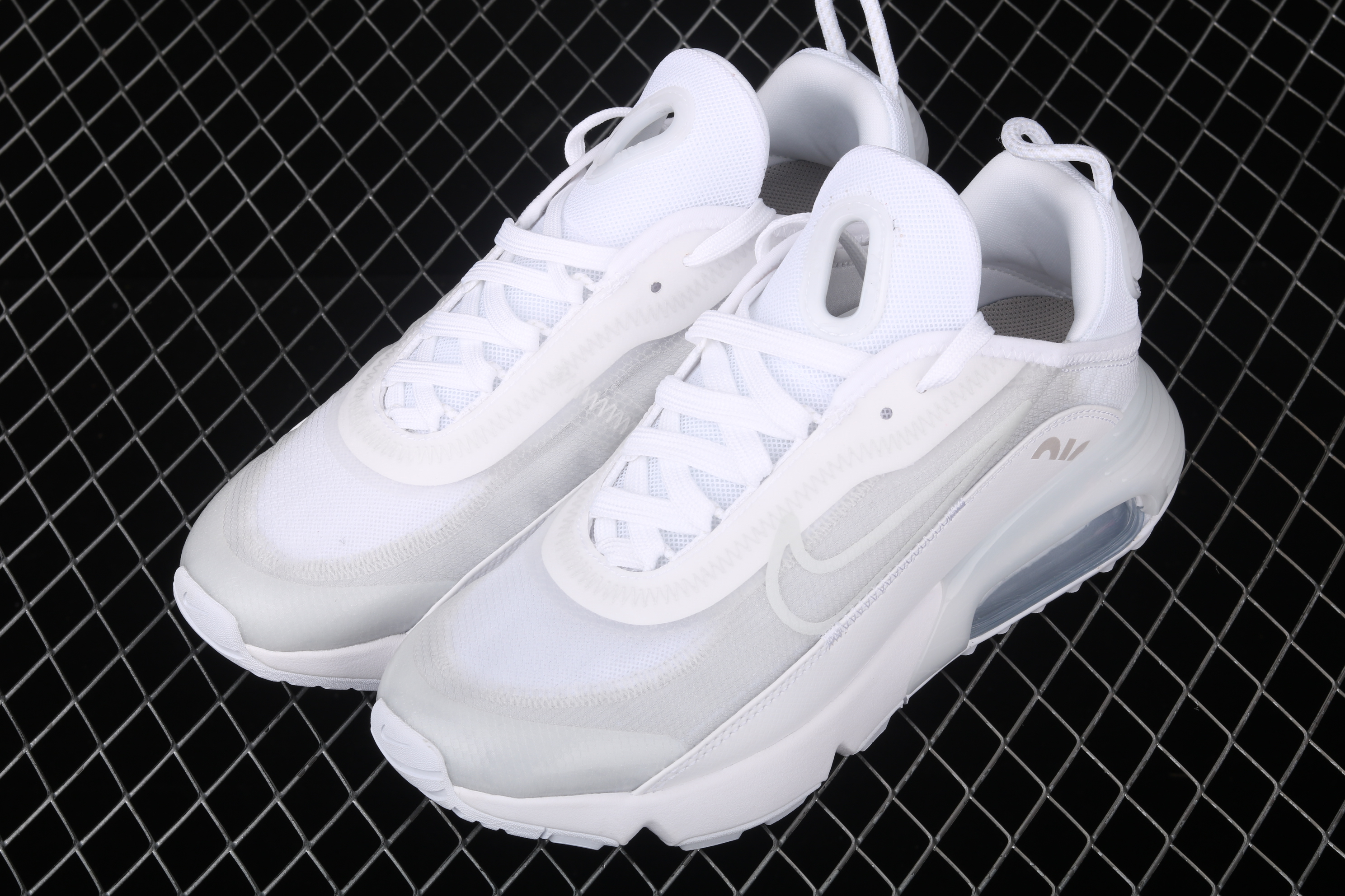 Nike Air Max 2090 White Silver Shoes - Click Image to Close